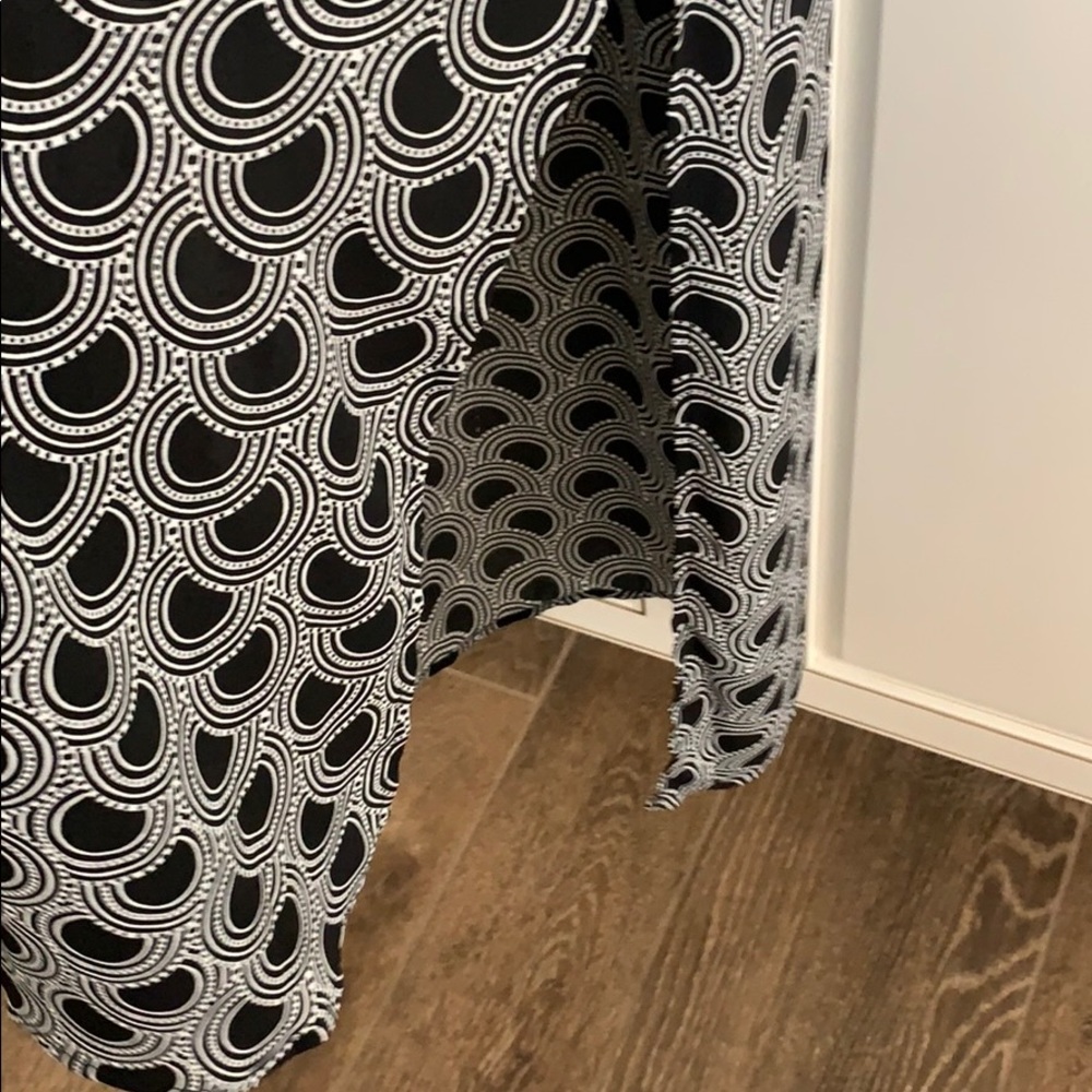 Long Button Down Top With Side Slits. - image 4